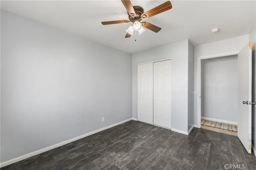 8954 E Avenue T14 Littlerock, CA 93543