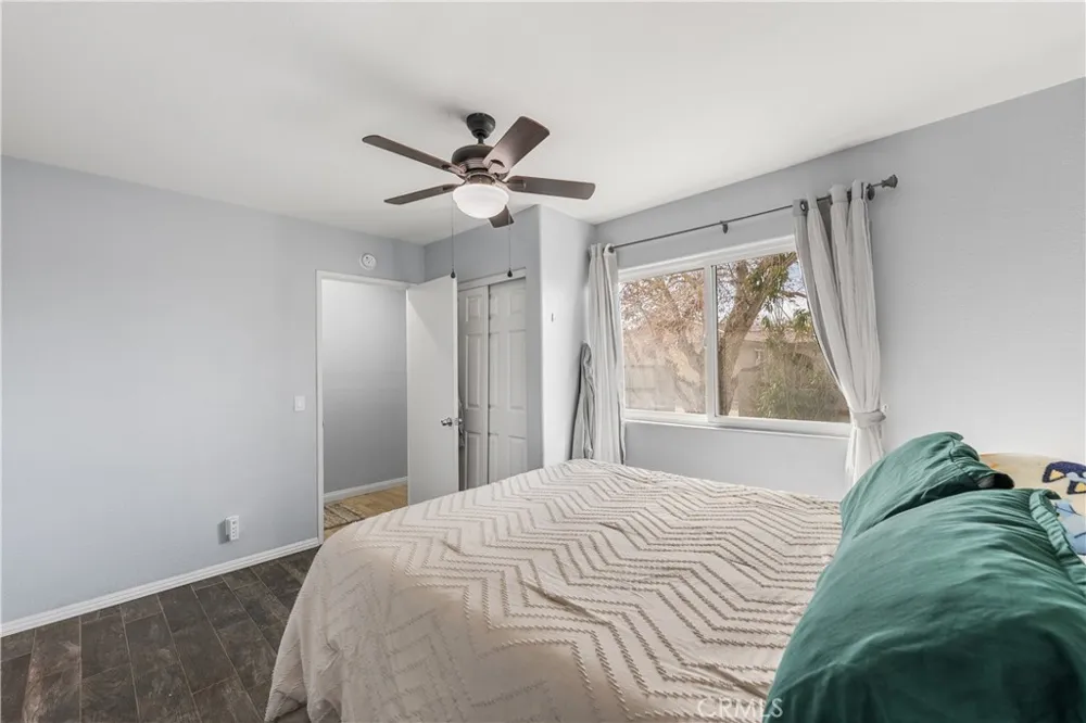 8954 E Avenue T14 Littlerock, CA 93543