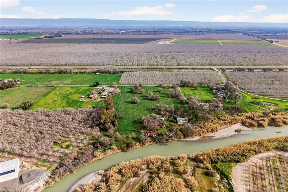 4085 County Road 203 Hamilton City, CA 95951