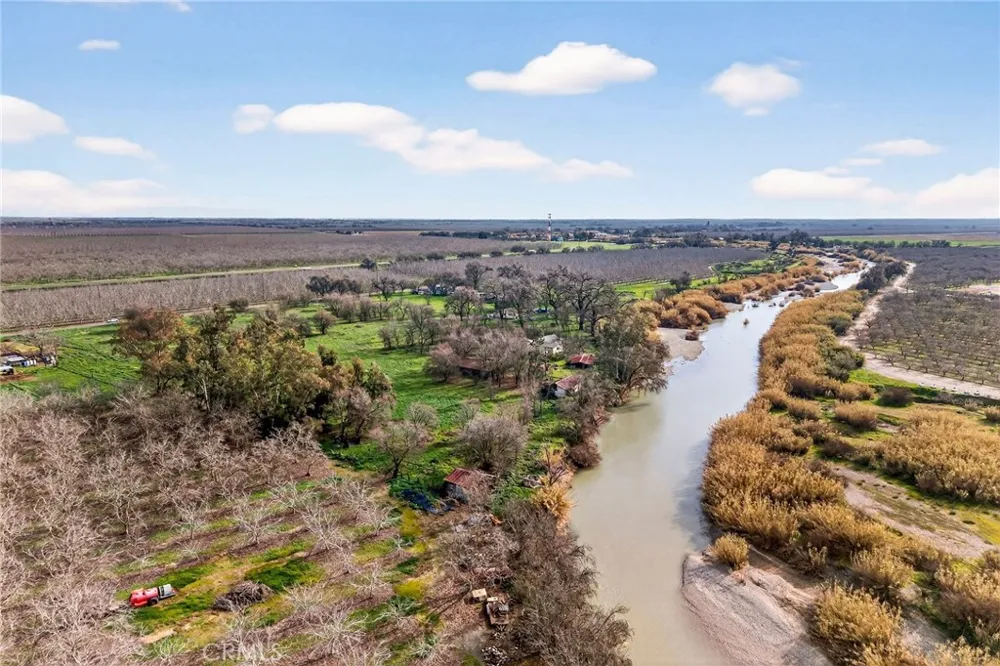 4085 County Road 203 Hamilton City, CA 95951