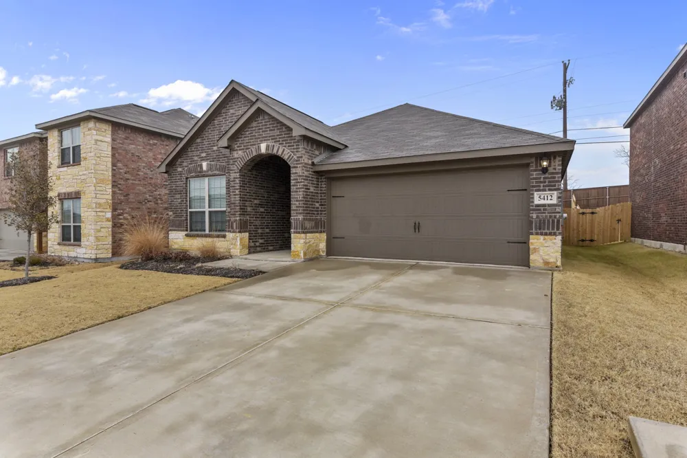 5412 Persimmon Drive