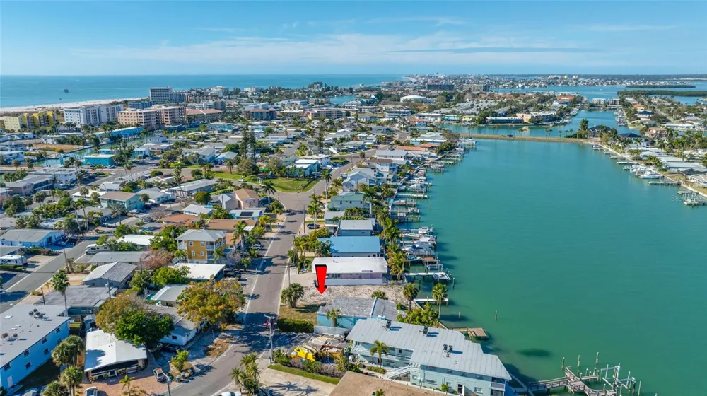 11075 3RD STREET E Treasure Island, FL 33706