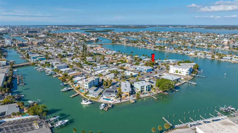 11075 3RD STREET E Treasure Island, FL 33706