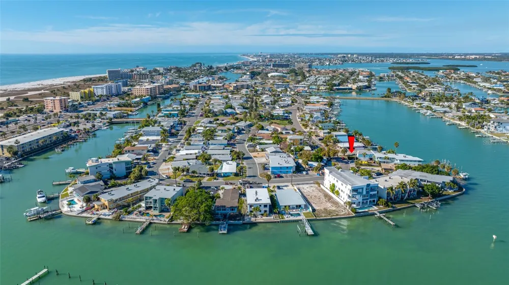 11075 3RD STREET E Treasure Island, FL 33706