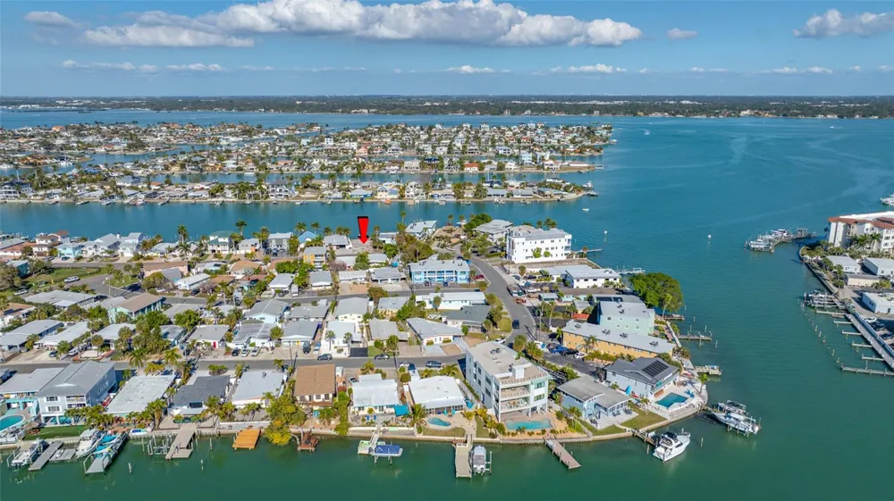 11075 3RD STREET E Treasure Island, FL 33706