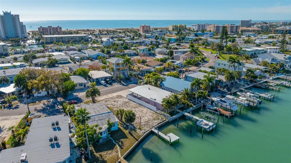 11075 3RD STREET E Treasure Island, FL 33706