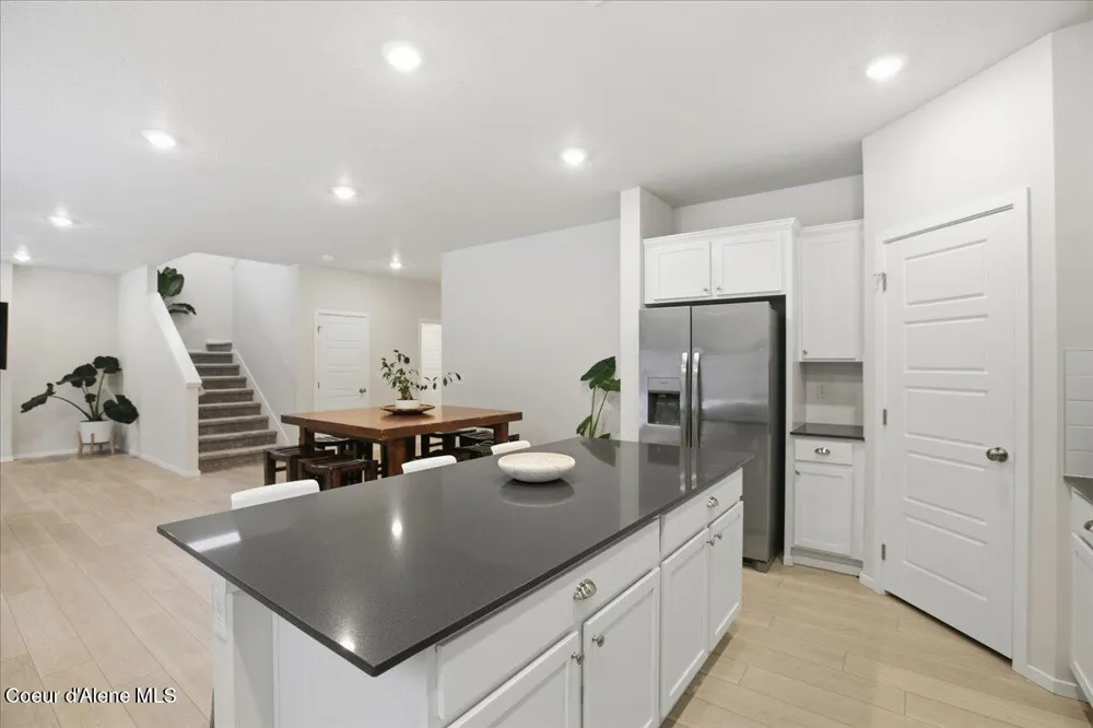 815 E Burdock Loop Hayden, ID 83835