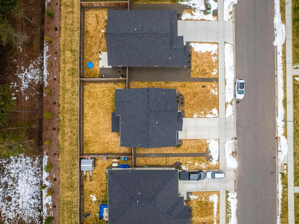 815 E Burdock Loop Hayden, ID 83835