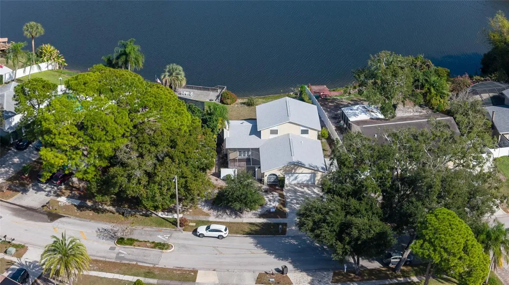 6809 TWELVE OAKS BOULEVARD Tampa, FL 33634