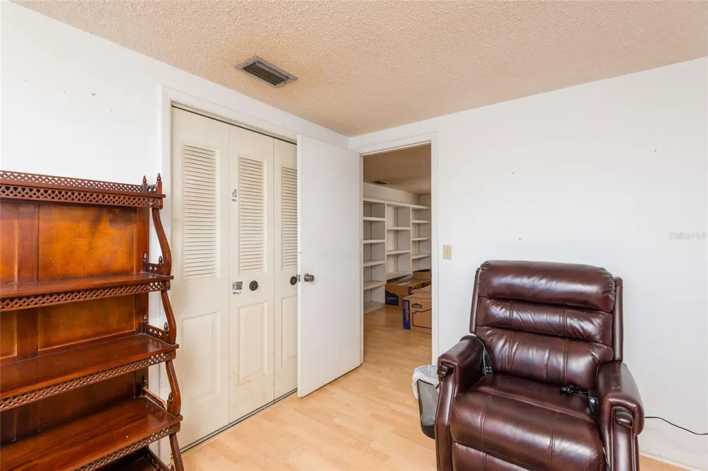 6809 TWELVE OAKS BOULEVARD Tampa, FL 33634
