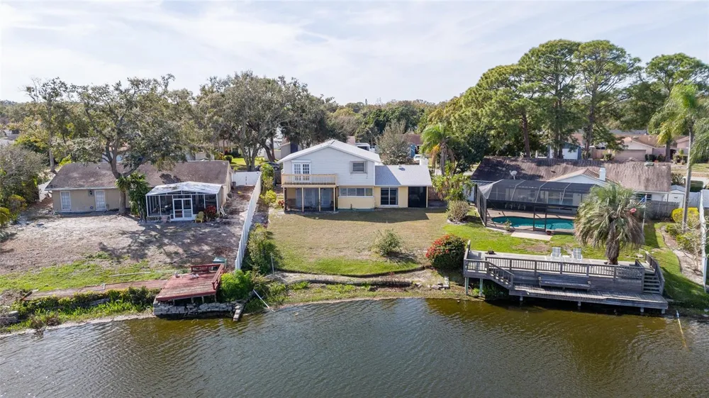 6809 TWELVE OAKS BOULEVARD Tampa, FL 33634