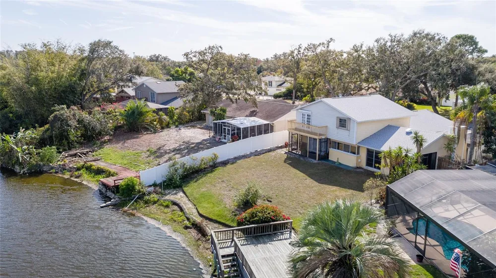 6809 TWELVE OAKS BOULEVARD Tampa, FL 33634