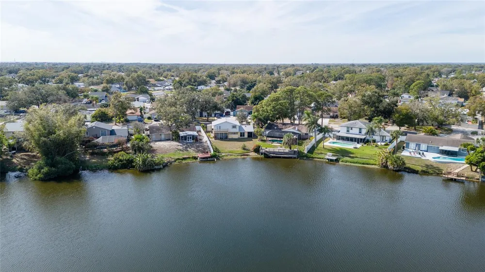 6809 TWELVE OAKS BOULEVARD Tampa, FL 33634