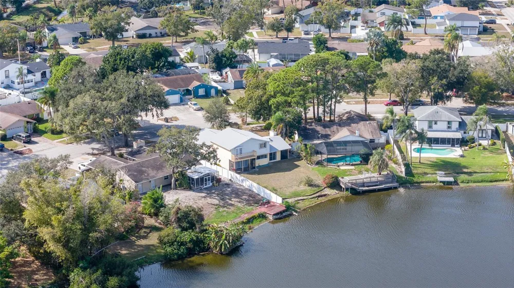 6809 TWELVE OAKS BOULEVARD Tampa, FL 33634