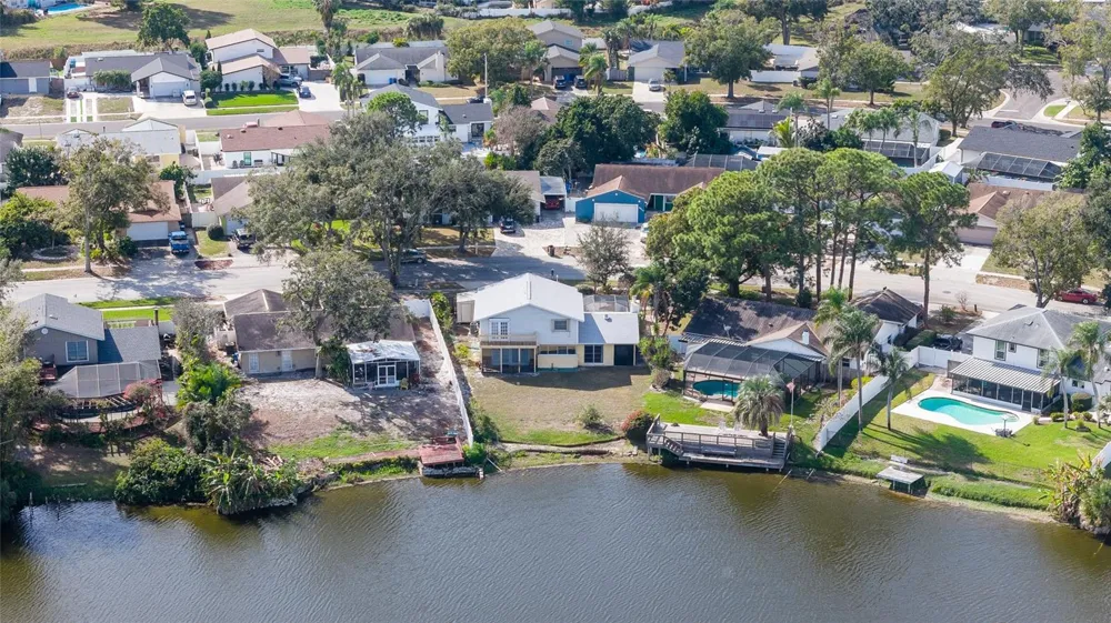 6809 TWELVE OAKS BOULEVARD Tampa, FL 33634