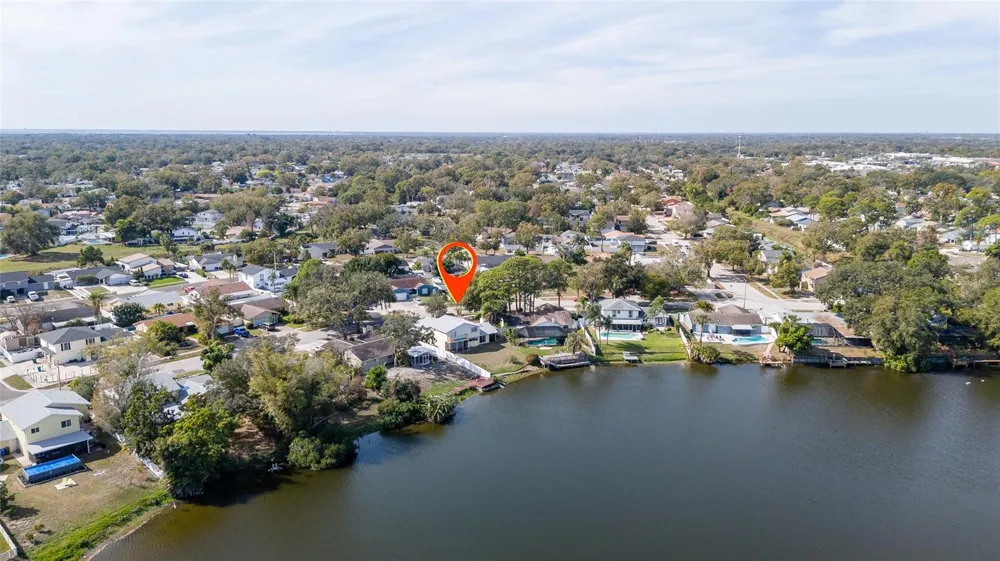 6809 TWELVE OAKS BOULEVARD Tampa, FL 33634