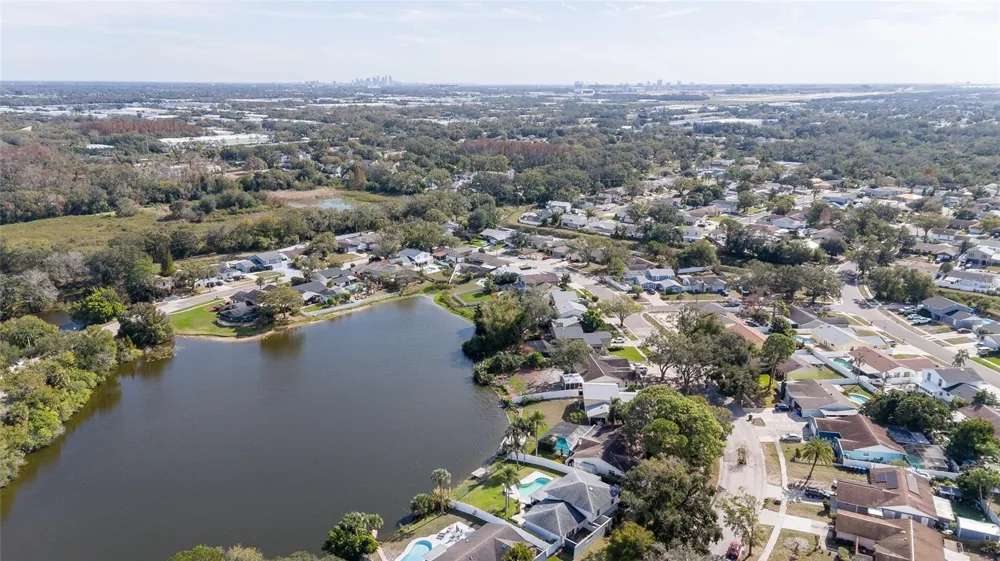6809 TWELVE OAKS BOULEVARD Tampa, FL 33634