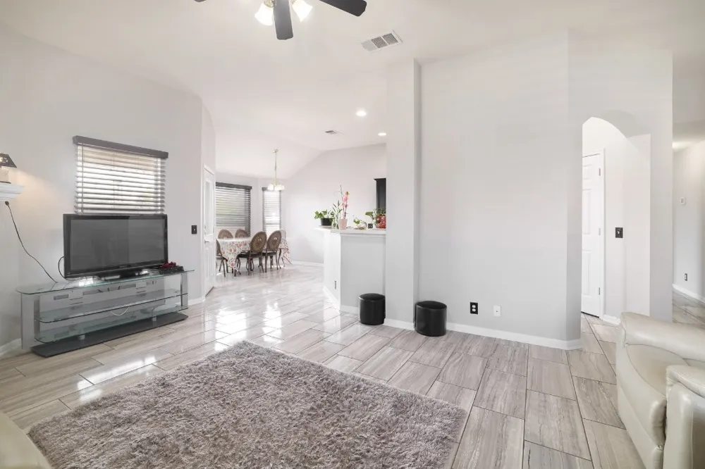 203 Endeavour Kyle, TX 78640
