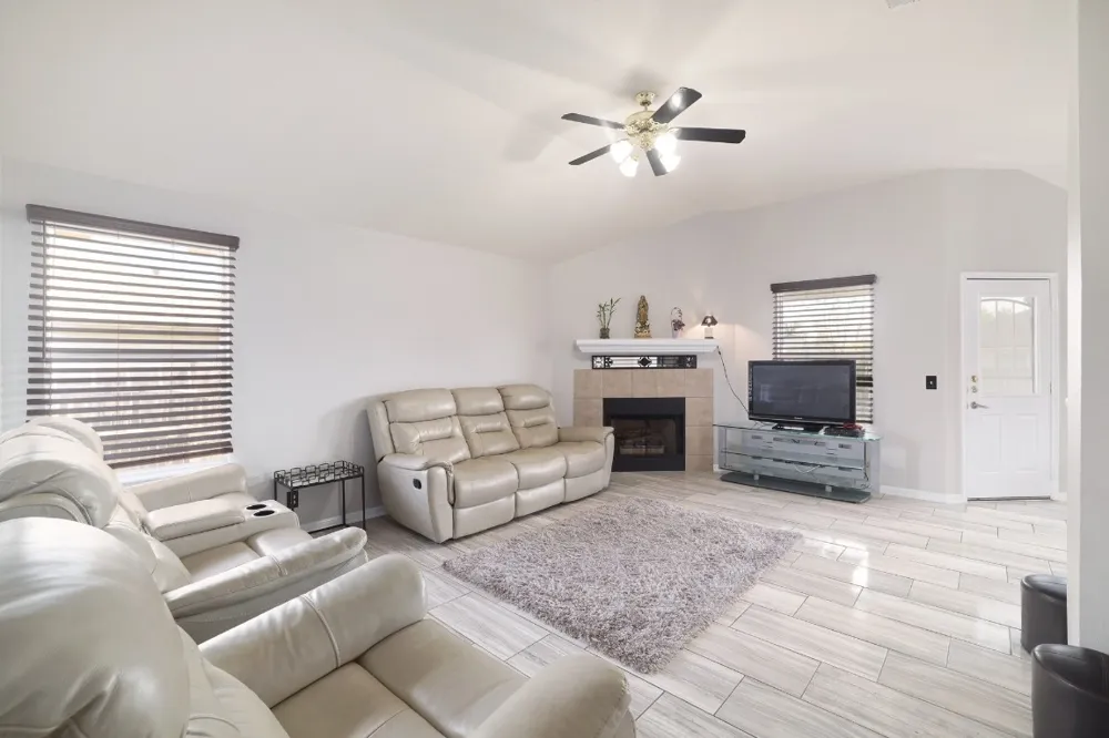 203 Endeavour Kyle, TX 78640