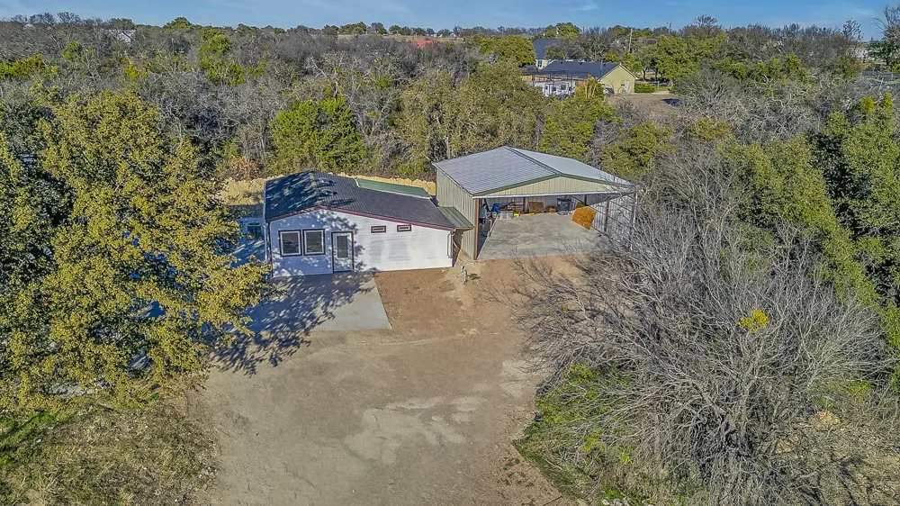 6775 Silver Creek Azle Road Azle, TX 76020
