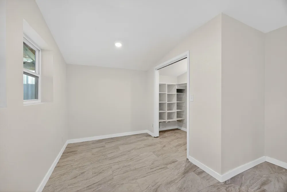 6775 Silver Creek Azle Road Azle, TX 76020