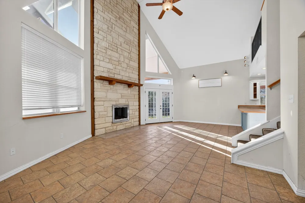 6775 Silver Creek Azle Road Azle, TX 76020