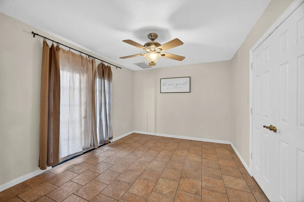 6775 Silver Creek Azle Road Azle, TX 76020