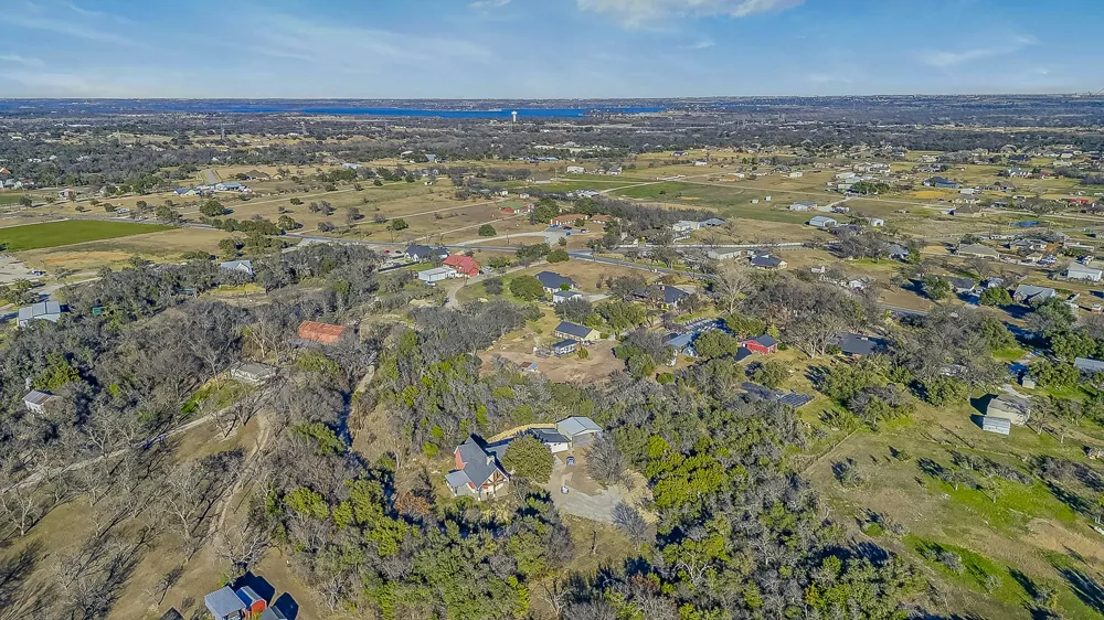 6775 Silver Creek Azle Road Azle, TX 76020