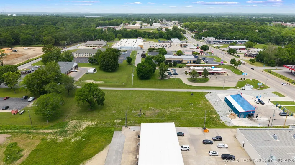 S Main Street Grove, OK 74344