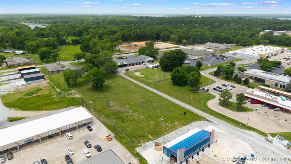 S Main Street Grove, OK 74344