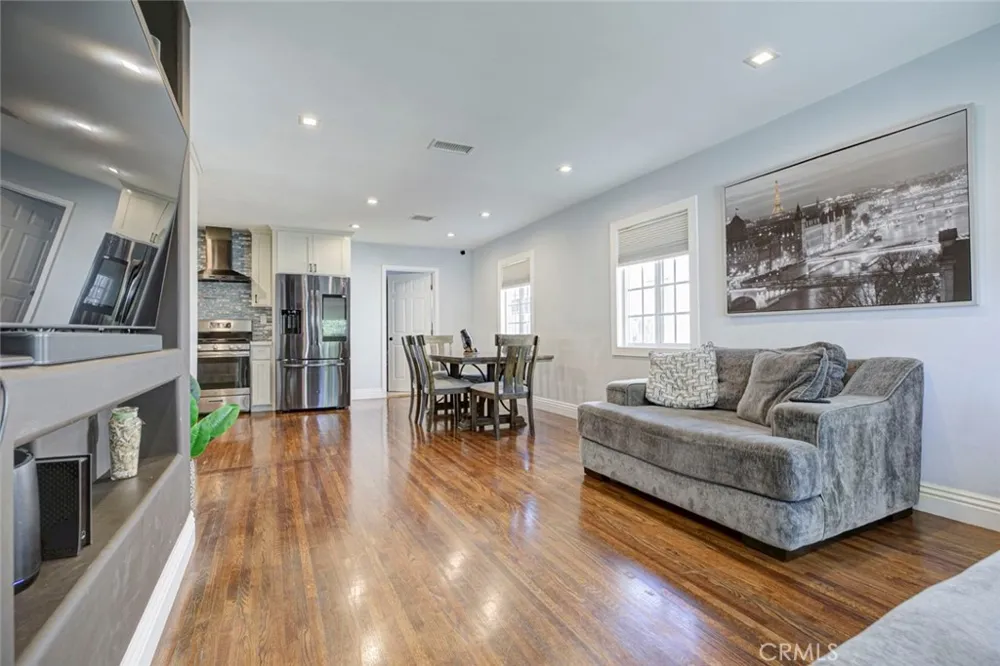 7007 Murietta Avenue