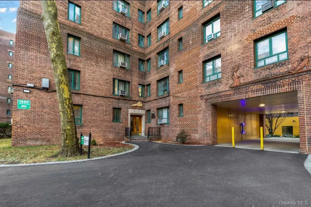 1480 Parkchester Road