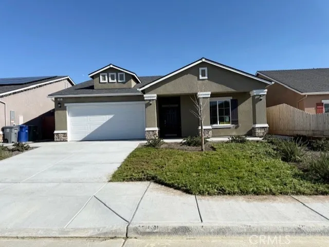 929 Grangeville Avenue Avenal, CA 93204