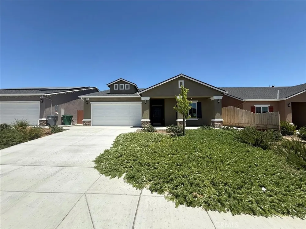 929 Grangeville Avenue Avenal, CA 93204