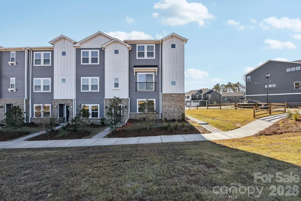 343 Golden Maple Court