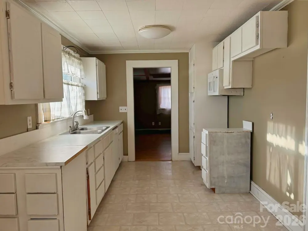 1677 US 221A Highway Forest City, NC 28043