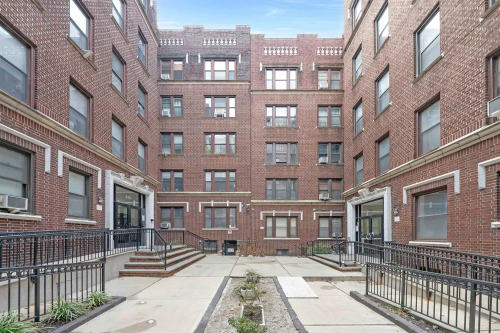 277 HARRISON AVE #B5