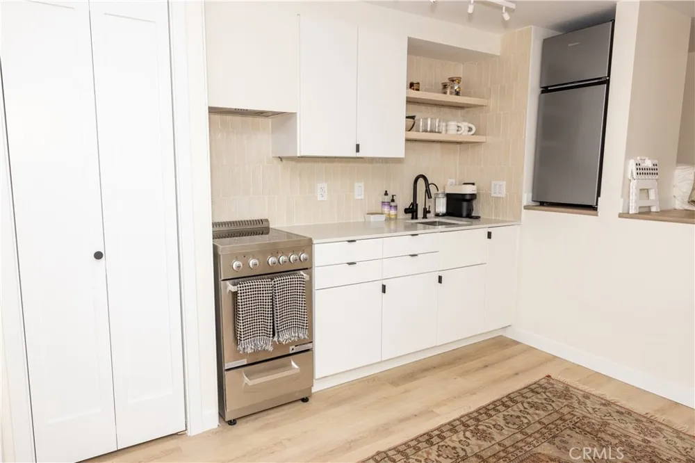 160 Avenida Florencia #C San Clemente, CA 92672