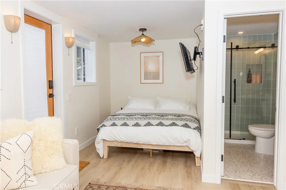 160 Avenida Florencia #C San Clemente, CA 92672