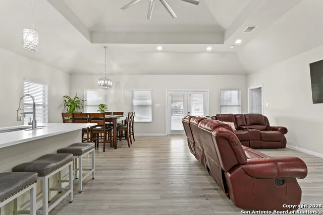 16851 Griffin Rd #2 Atascosa, TX 78002