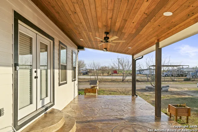 16851 Griffin Rd #2 Atascosa, TX 78002