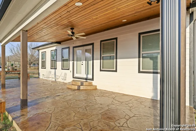 16851 Griffin Rd #2 Atascosa, TX 78002