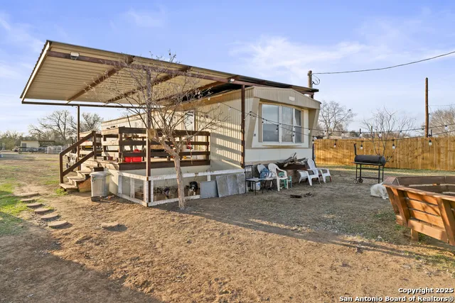 16851 Griffin Rd #2 Atascosa, TX 78002