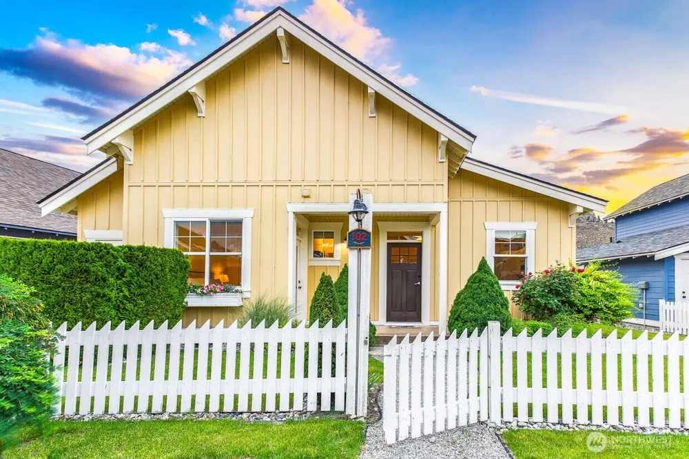 102 Shenanigan Lane Oroville, WA 98844