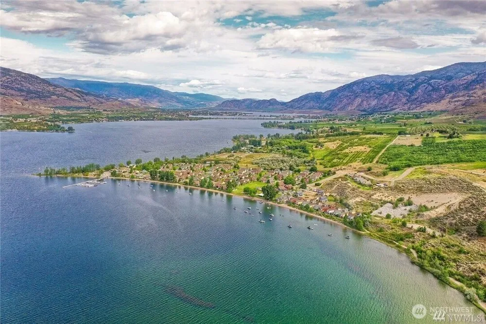 102 Shenanigan Lane Oroville, WA 98844