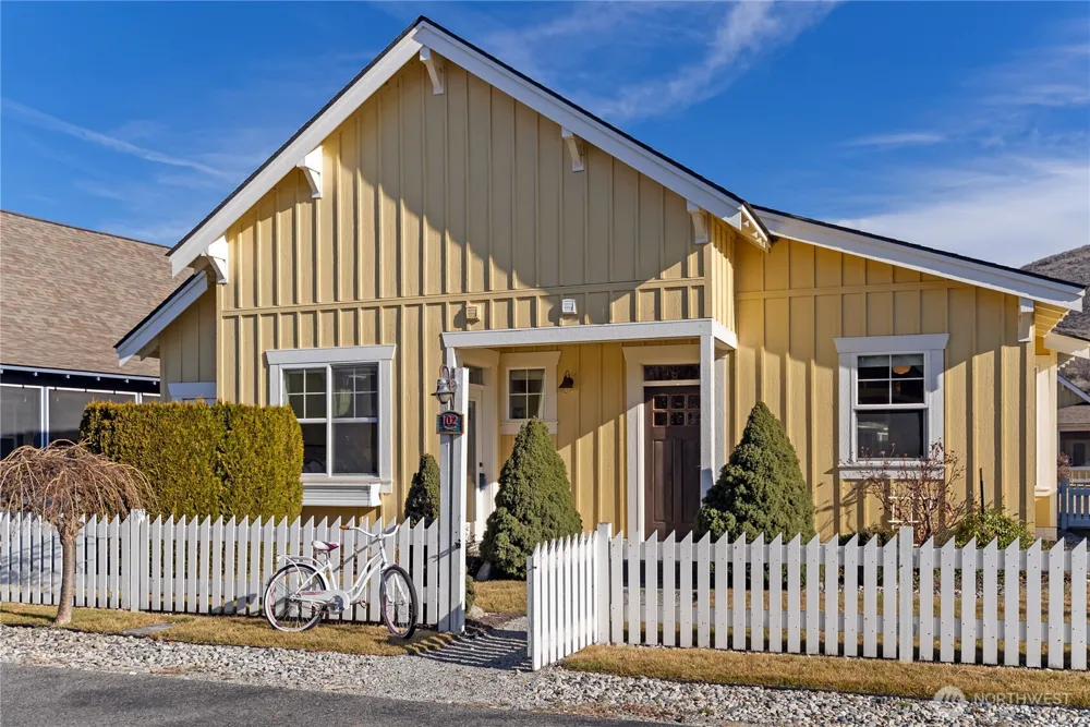 102 Shenanigan Lane Oroville, WA 98844