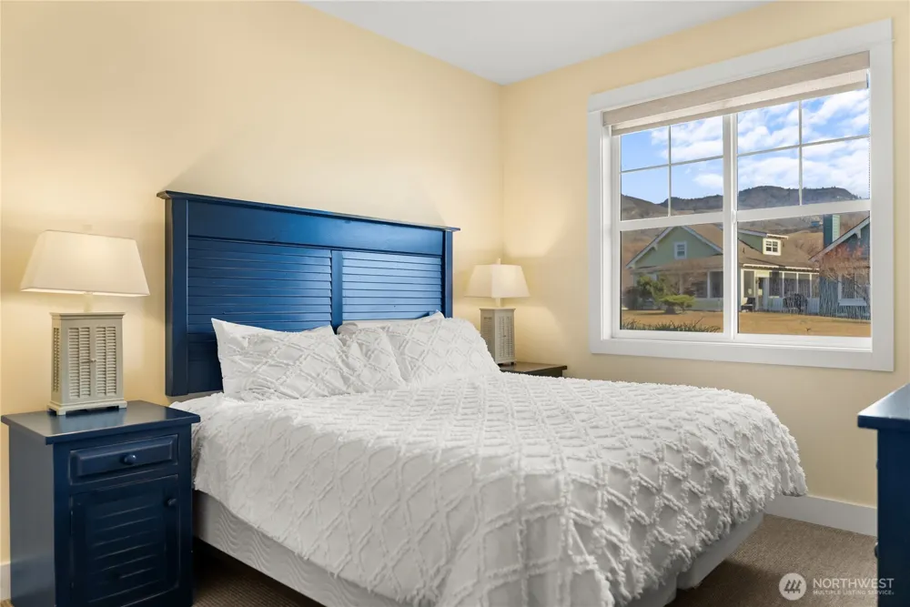 102 Shenanigan Lane Oroville, WA 98844