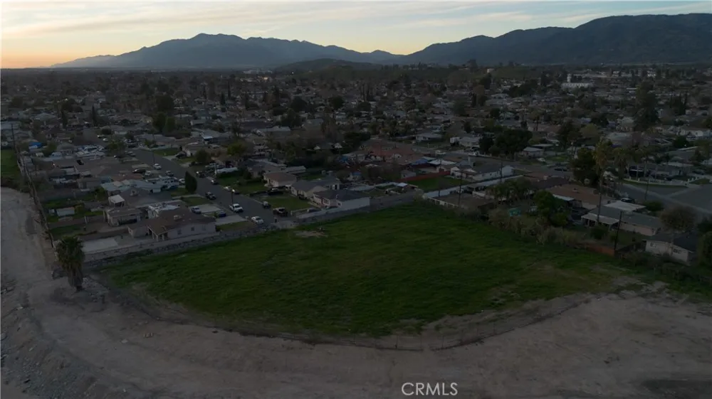 25608 Walker San Bernardino, CA 92404