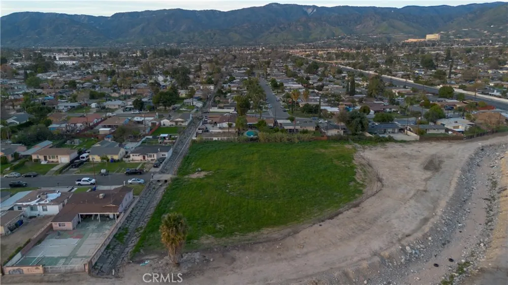 25608 Walker San Bernardino, CA 92404