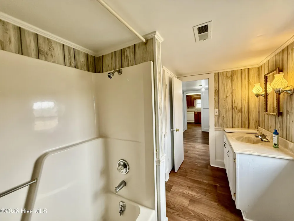 4549 Loop Road Scranton, NC 27875